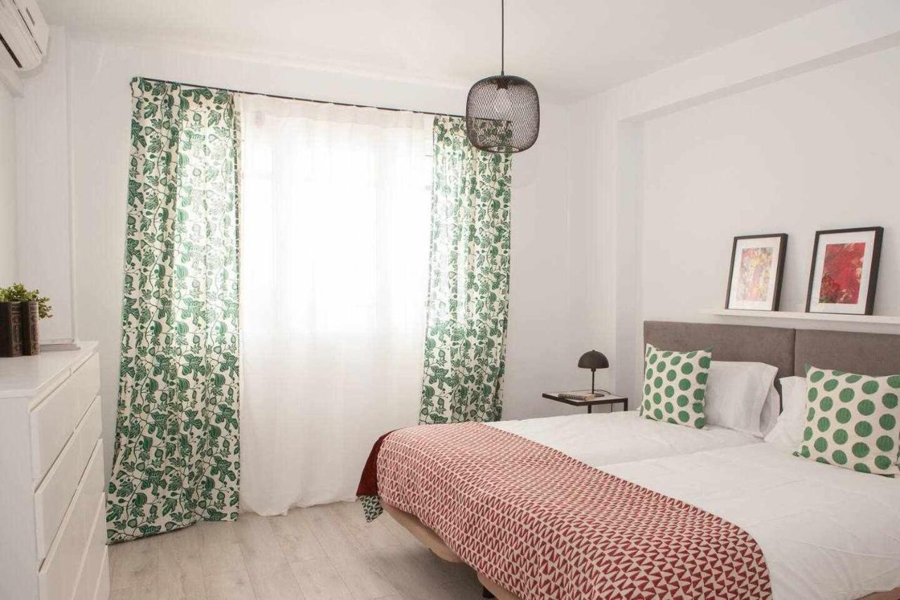 Isg Apartments Alhondiga- Piscina Casco Antiguo Free Parking Séville Extérieur photo